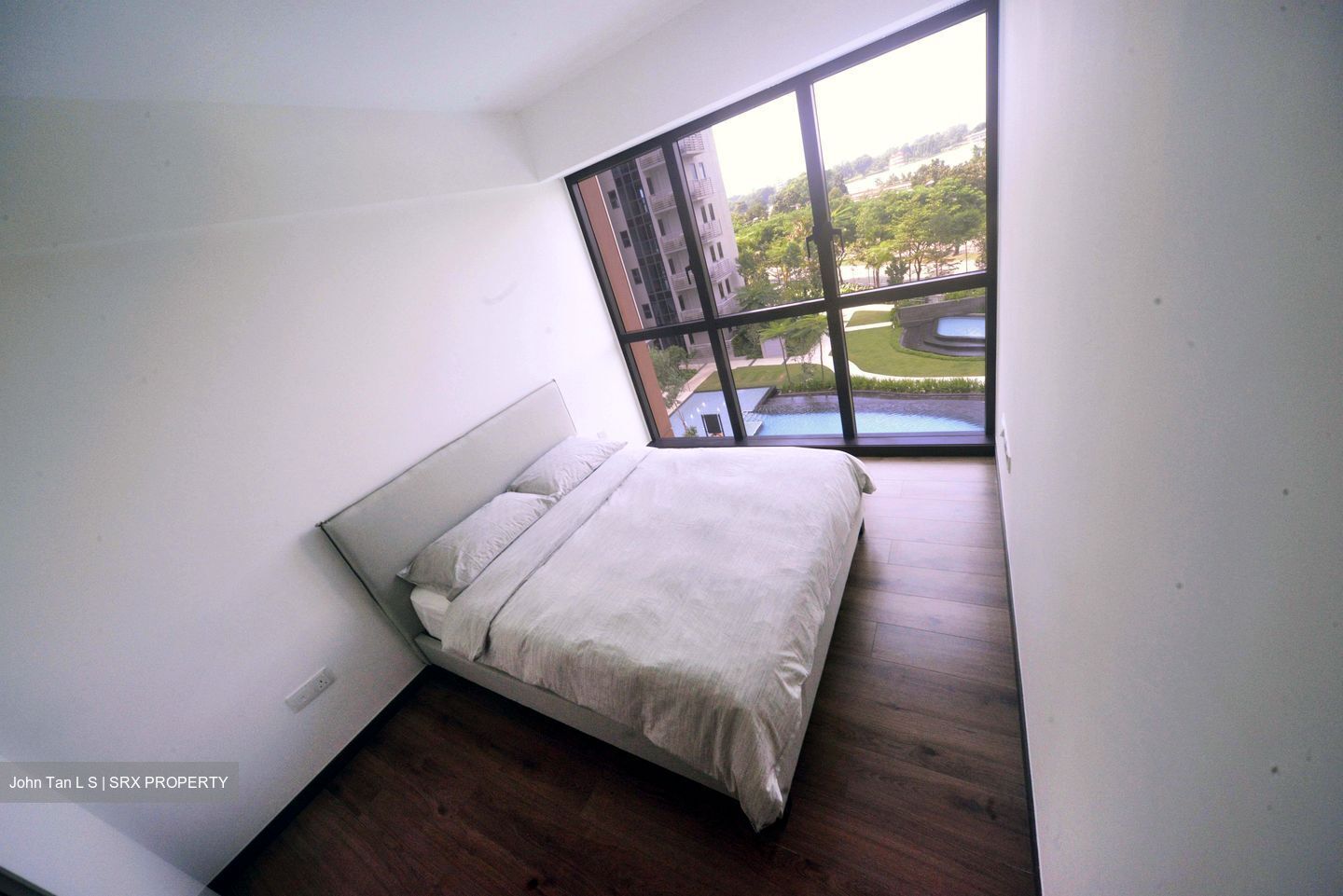 Lake Grande (D22), Condominium #573073941